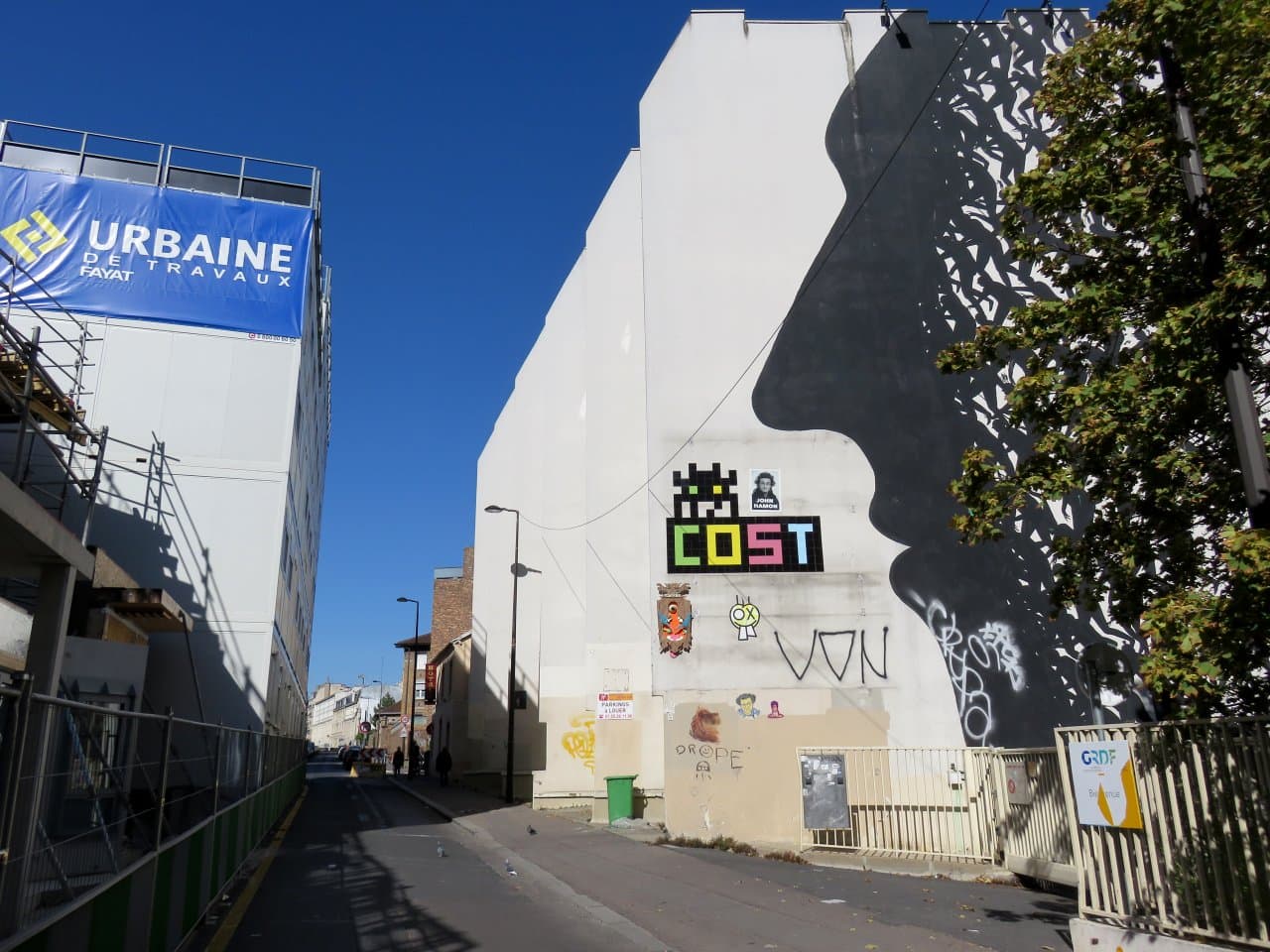 Invader PA_1104
