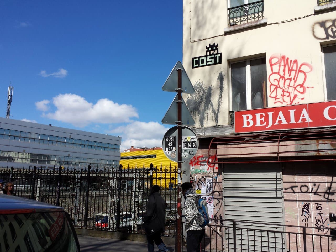 Invader PA_1105