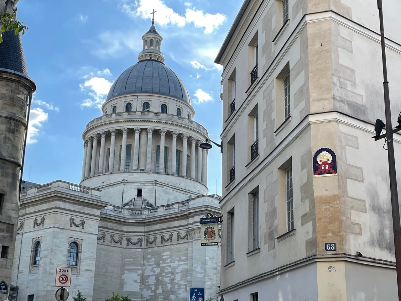 Invader PA_1171