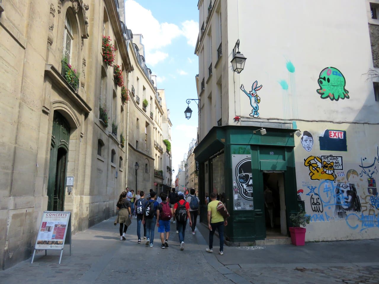 Invader PA_1172
