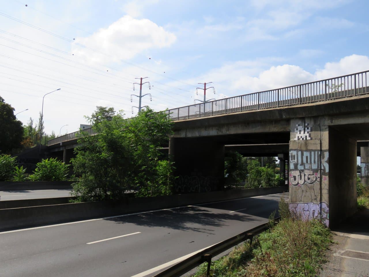 Invader PA_1184