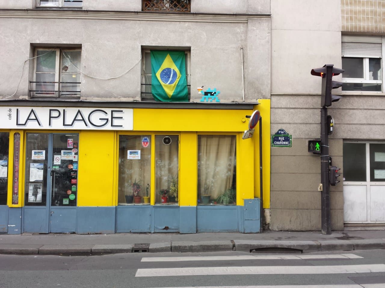 Invader PA_1185