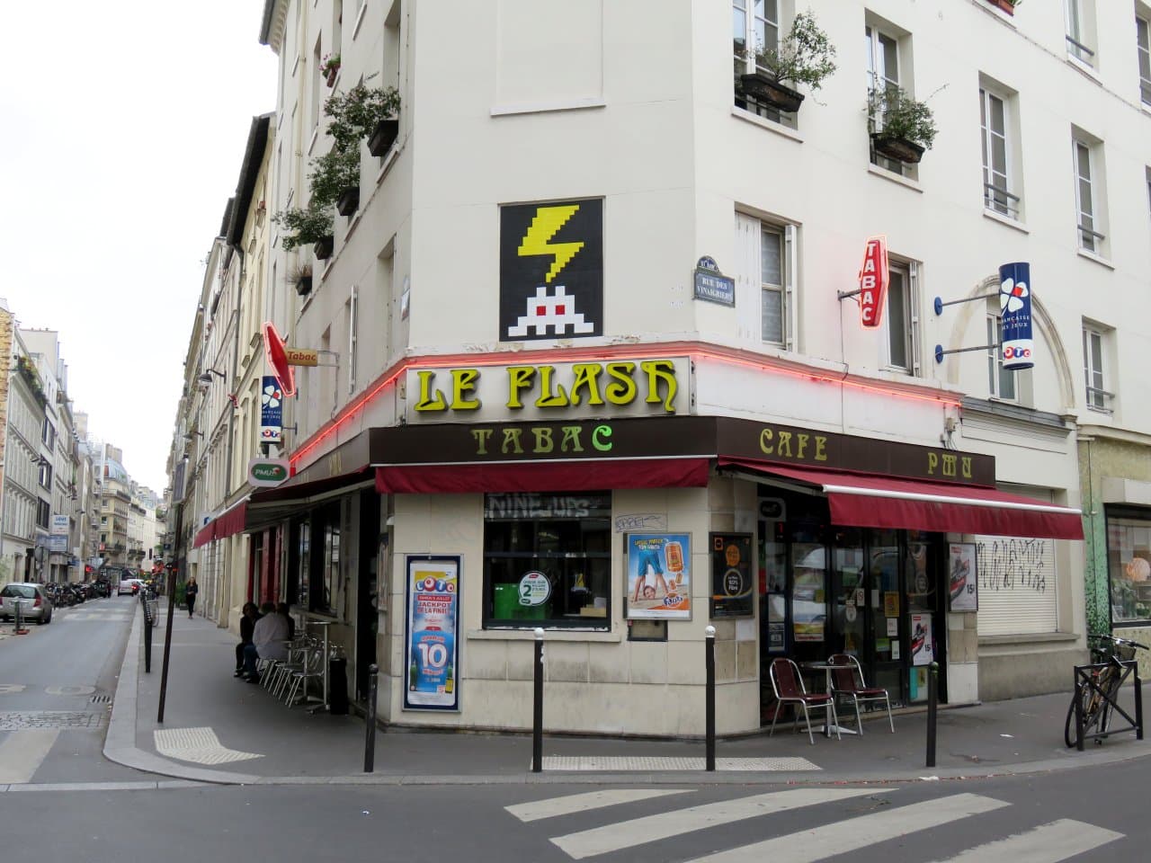 Invader PA_1207