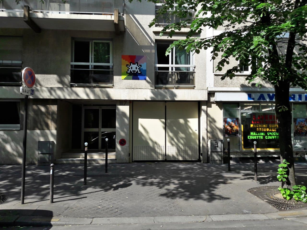 Invader PA_1352
