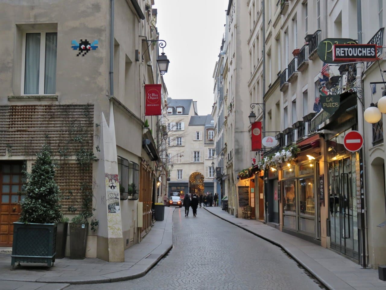Invader PA_1373