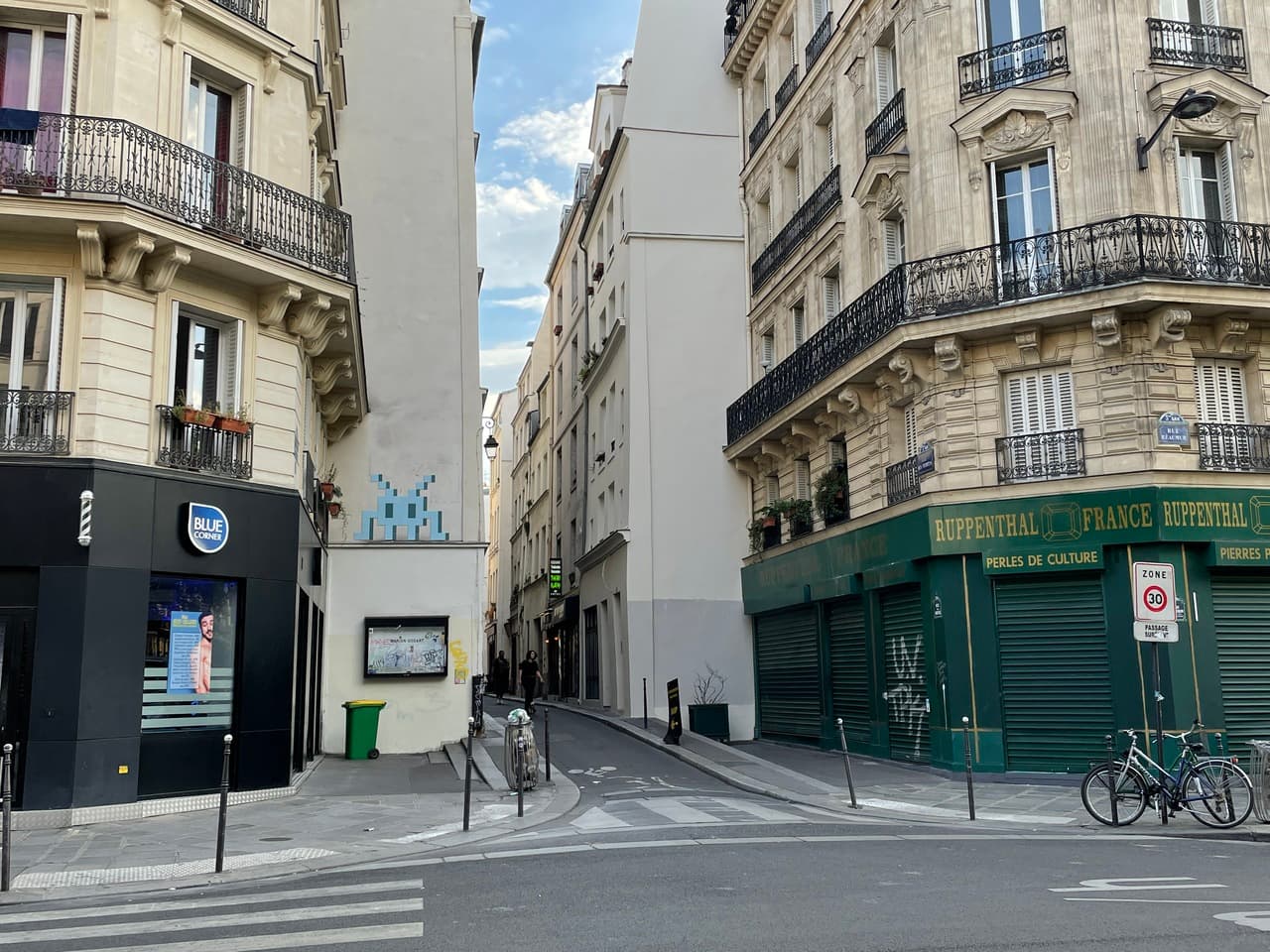 Invader PA_1473