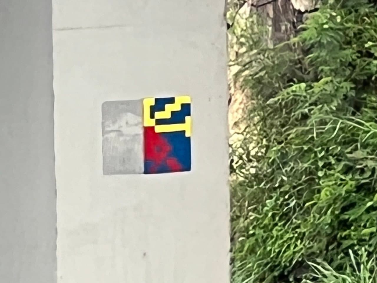 Invader REUN_04